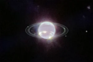 Découverte d'un nouvel arc dans l'un des anneaux de Neptune