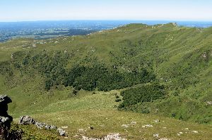 cliquez ici pour voir l'image (Puy-Chabane-Fontaine-Salee.JPG)