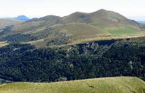 cliquez ici pour voir l'image (Puy-Tache-Angle.JPG)