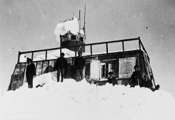 Permet de se rendre sur une image en cliquant