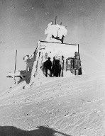 Permet de se rendre sur une image en cliquant