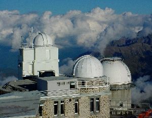 cliquez ici pour voir l'image (coupoles.JPG)