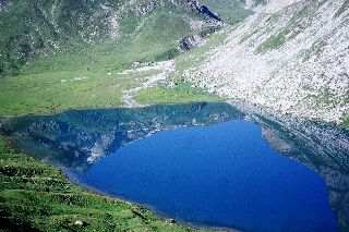 cliquez ici pour voir l'image (Refuge_Lac_de_la_Plagne.jpg)