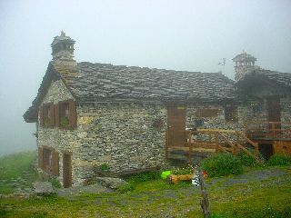 cliquez ici pour voir l'image (Refuge_Vallonbrun.JPG)