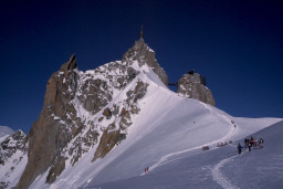 Permet de se rendre sur une image en cliquant