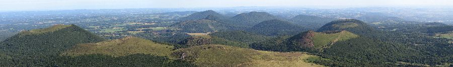 cliquez ici pour voir l'image (Volcans-Auvergne1.JPG)