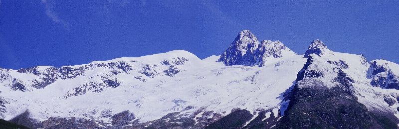 cliquez ici pour voir l'image (Aig-Dome-Glaciers.JPG)